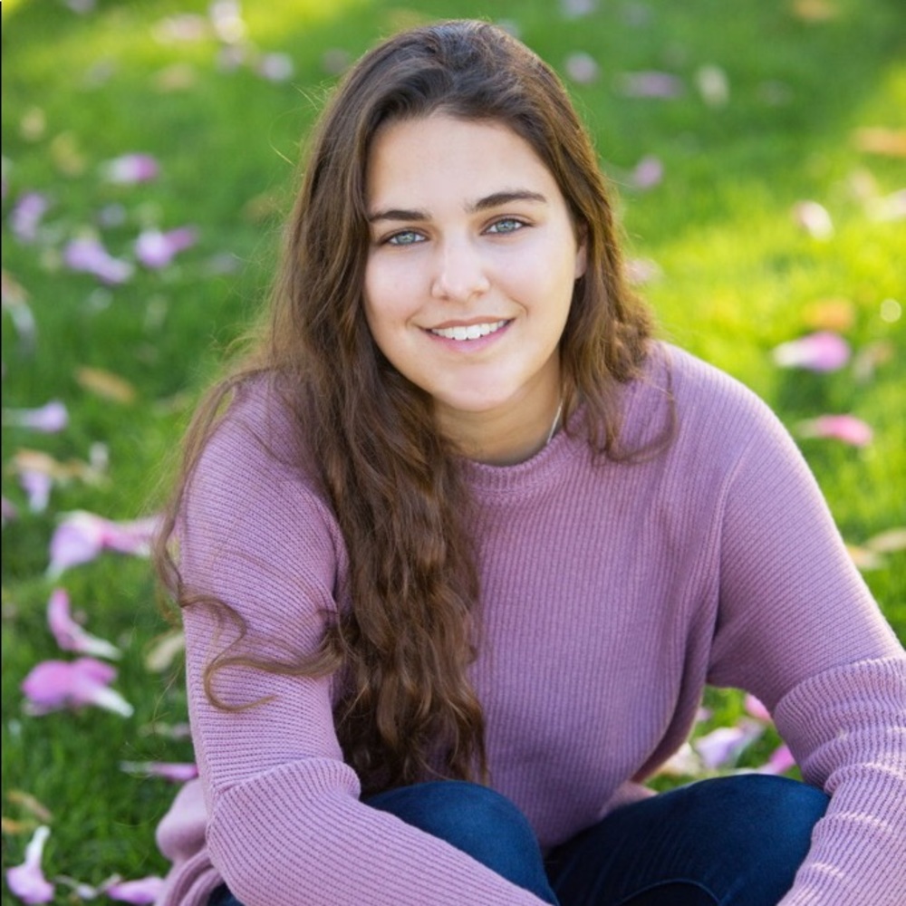 Meet your Posher, Lainey